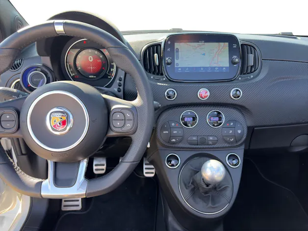 Fiat 595 C Abarth 1.4 T-Jet 165