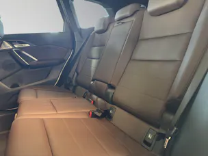 BMW X1 23d xDrive paddles