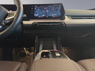 BMW X1 23d xDrive paddles