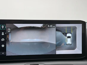 https://vehicle.imgix.net/4216550/9761200f-b2bf-41f8-be47-2ecaae4373a6.jpeg