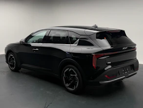 https://vehicle.imgix.net/4216550/abbac627-e60b-41eb-99b5-b918b4b58a5e.jpeg
