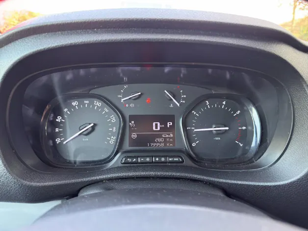 Peugeot Expert Kaw. Standard 2.0 BlueH