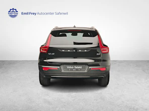Fahrzeugbild VOLVO XC40 2.0 B3 MH Plus Dark