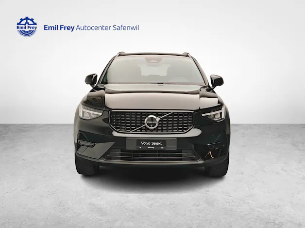 Volvo XC40 2.0 B3 MH Plus Dark