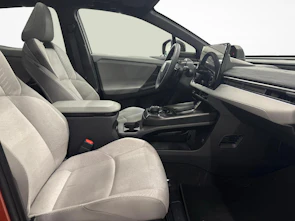 Fahrzeugbild TOYOTA C-HR+ Premium AWD