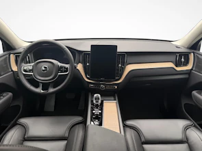 Fahrzeugbild VOLVO XC60 2.0 B5 MH Plus Dark AWD