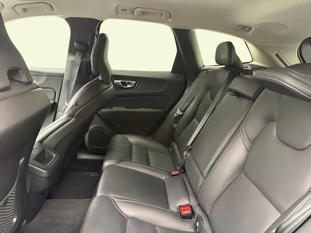 Volvo XC60 2.0 B5 MH Plus Dark AWD