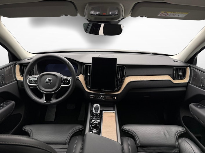 image du véhicule VOLVO XC60