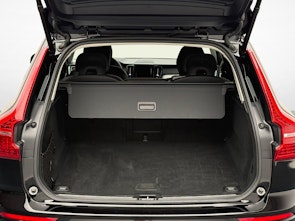 image du véhicule VOLVO XC60 2.0 B5 MH Plus Dark AWD