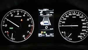 immagine del veicolo SUBARU Crosstrek 2.0i e-Boxer Luxury