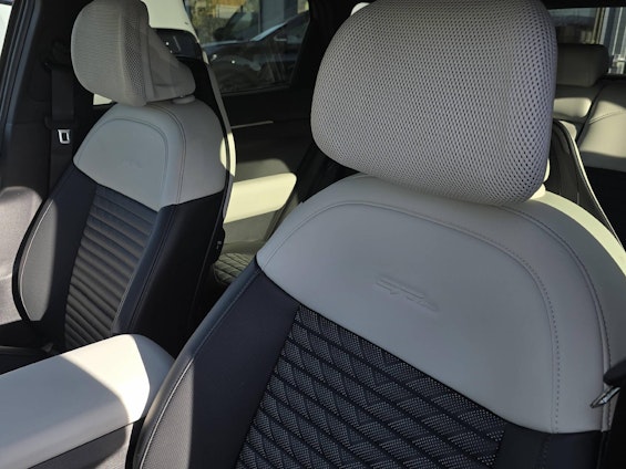 Fahrzeugbild 10 Fahrzeugbild 10