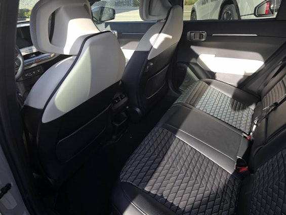 Fahrzeugbild 6 Fahrzeugbild 6