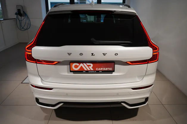 Volvo XC60 2.0 T8 TE XCLUSIVE Ultra Dark eAWD