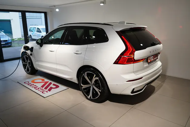 Volvo XC60 2.0 T8 TE XCLUSIVE Ultra Dark eAWD