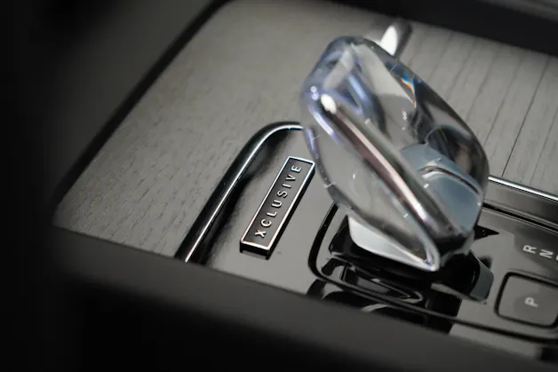 Volvo XC60 2.0 T8 TE XCLUSIVE Ultra Dark eAWD
