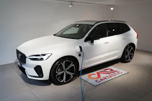 Volvo XC60 2.0 T8 TE XCLUSIVE Ultra Dark eAWD
