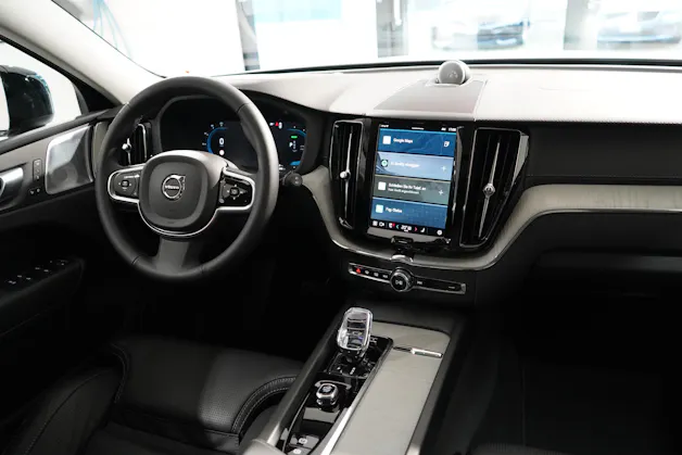 Volvo XC60 2.0 T8 TE XCLUSIVE Ultra Dark eAWD
