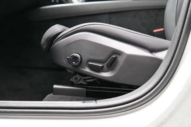 Volvo XC60 2.0 T6 TE Ultra Dark eAWD
