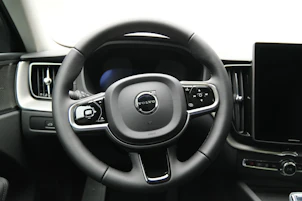 image du véhicule VOLVO XC60 2.0 T6 TE Ultra Dark eAWD