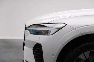 image du véhicule VOLVO XC60 2.0 T6 TE Ultra Dark eAWD