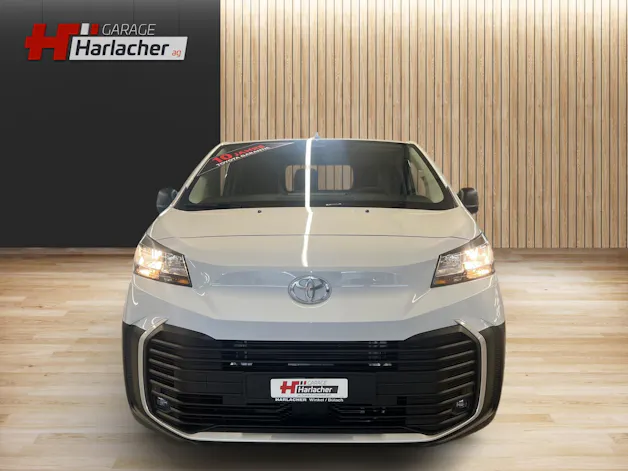 Toyota PROACE Van L2 2.2 D Advanced
