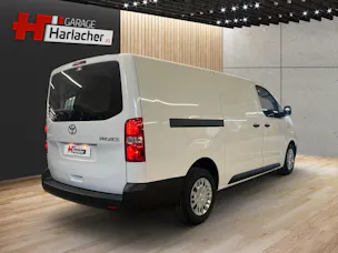 Toyota PROACE Van L2 2.2 D Advanced