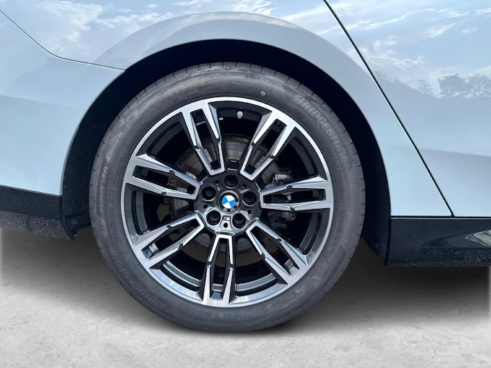 Fahrzeugbild BMW 5 SERIES