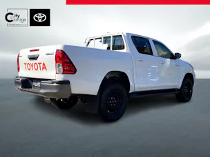 Toyota Hilux Double Cab.-Pick-up 2.8 D-4D 204 Comfort