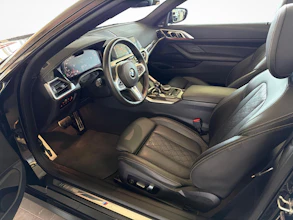 https://vehicle.imgix.net/4216985/116e6c7f-9664-44aa-bca2-337c19b223f8.jpg