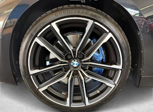 https://vehicle.imgix.net/4216985/5548f9d0-34f0-4781-bedf-21ab62065c92.jpg