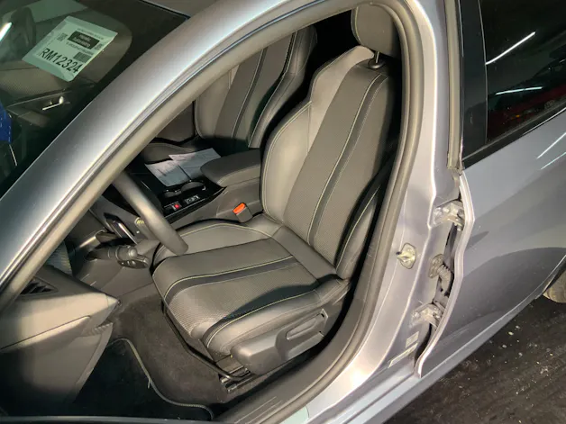 Peugeot 208 1.2 Hybrid 145 GT