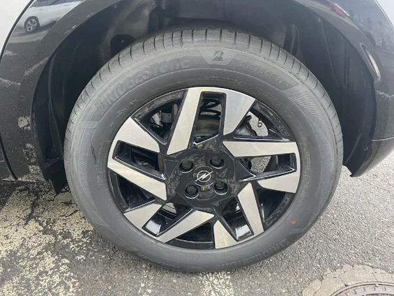 image du véhicule 6 image du véhicule 6