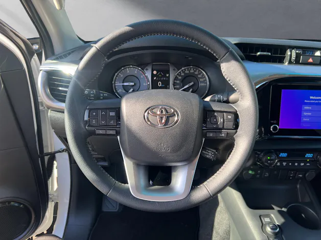 Toyota Hilux Double Cab.-Pick-up 2.8 D-4D MHEV 204 Style