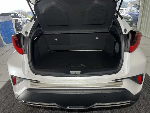 Toyota C-HR 2.0 VVTi HSD Move