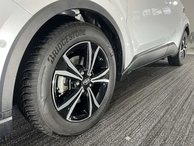 Toyota C-HR 2.0 VVTi HSD Move
