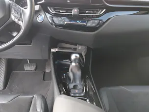 Toyota C-HR 2.0 VVTi HSD Move