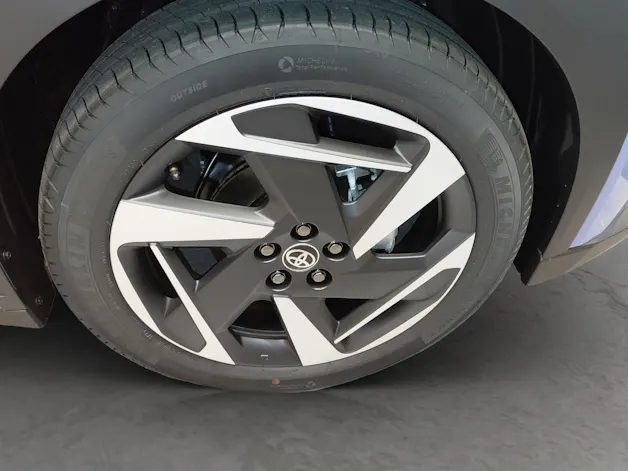 Toyota Aygo X 1.5 Hybrid Style CVT