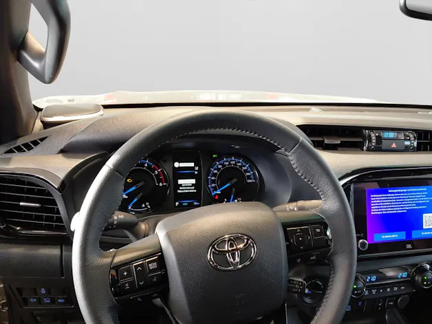 Toyota Hilux Double Cab.-Pick-up 2.8 D-4D MHEV 204 Invincible