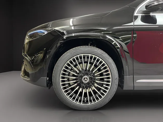 Mercedes-Benz EQA 300 4MATIC "Excellence Edition"