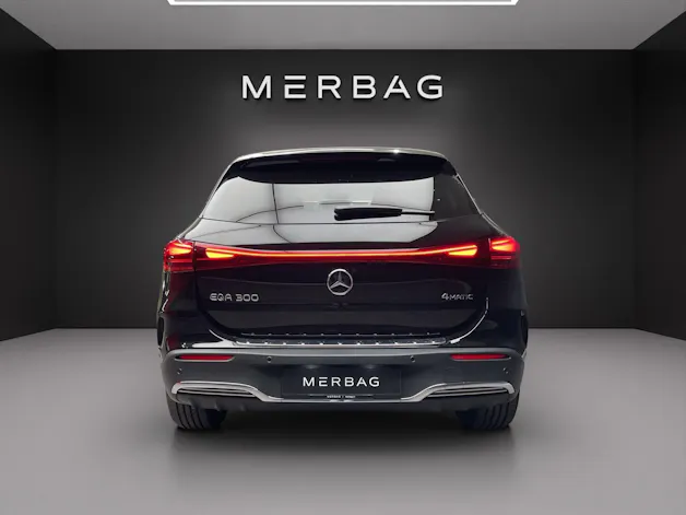 Mercedes-Benz EQA 300 4MATIC "Excellence Edition"