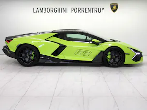 Lamborghini Revuelto HPEV