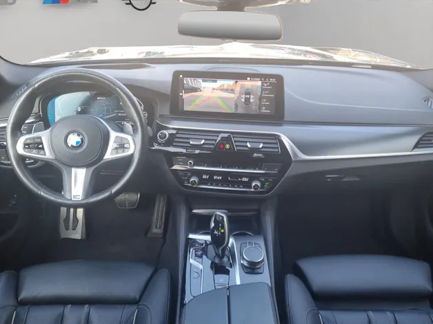 BMW 530e xDrive Touring M Sport Steptronic