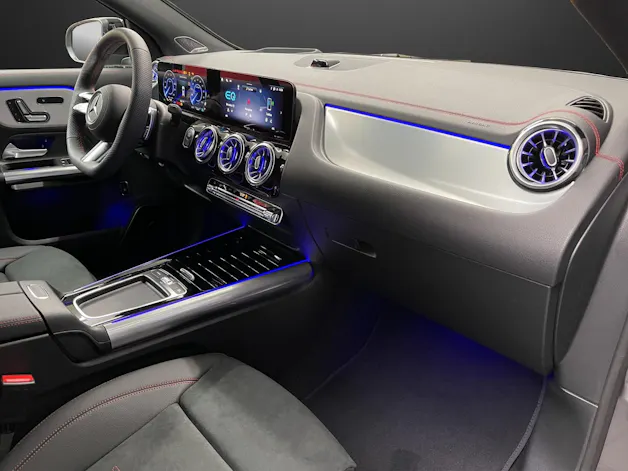 Mercedes-Benz EQA 350 4MATIC "Excellence Edition"