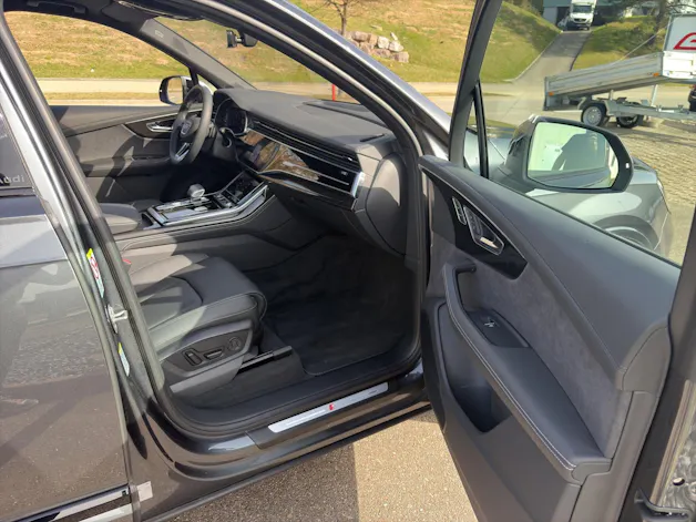 Audi Q7 55 TFSI S line quattro tiptronic