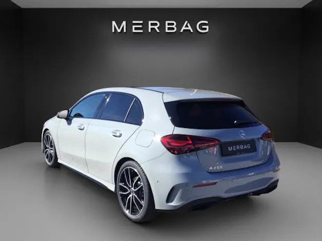 Mercedes-Benz A 250 4Matic 8G-DCT