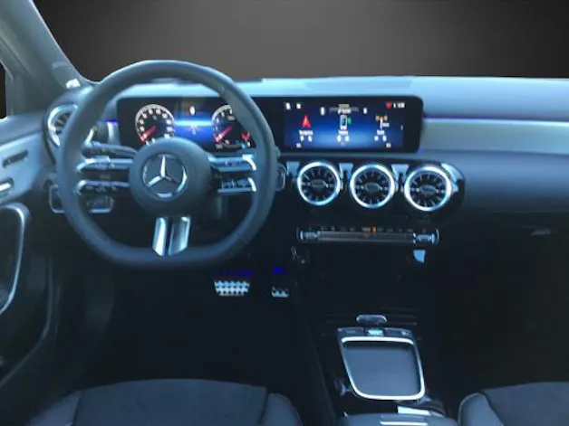 Mercedes-Benz A 250 4Matic 8G-DCT