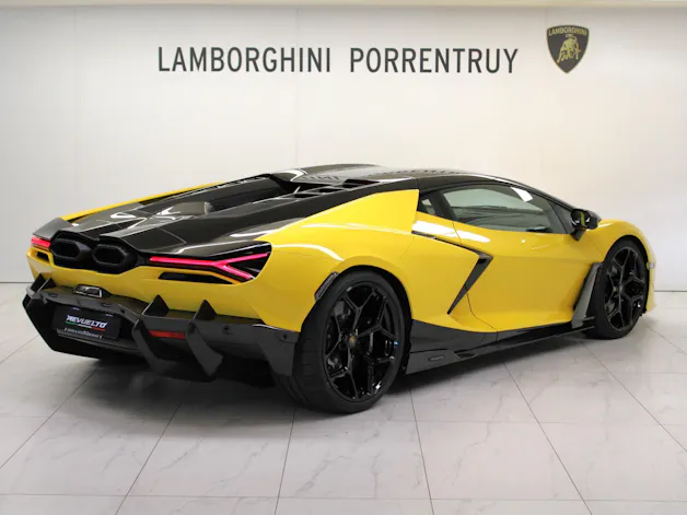 Lamborghini Revuelto HPEV