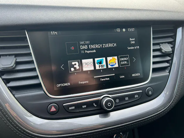 Opel Grandland X 1.6 Hybrid4 Excellence Automatik