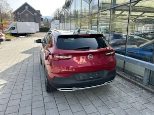 Opel Grandland X 1.6 Hybrid4 Excellence Automatik