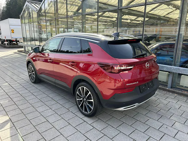 Opel Grandland X 1.6 Hybrid4 Excellence Automatik
